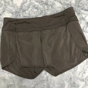 Lulu lemon exercise shorts